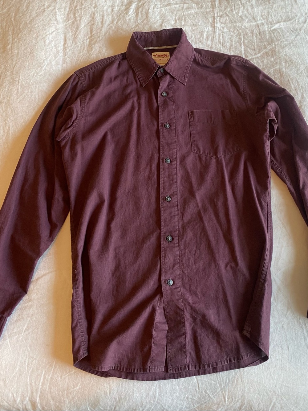 Wrangler Men's Button-Down Shirt in Deep Burgundy